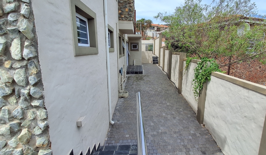 3 Bedroom Property for Sale in Reebok Western Cape